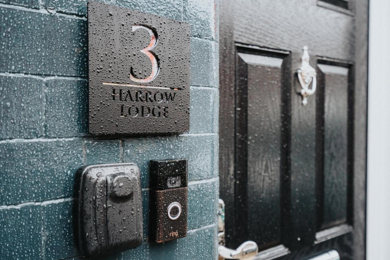 Harrow Lodge - Strictly No Parties Liverpool Exteriér fotografie
